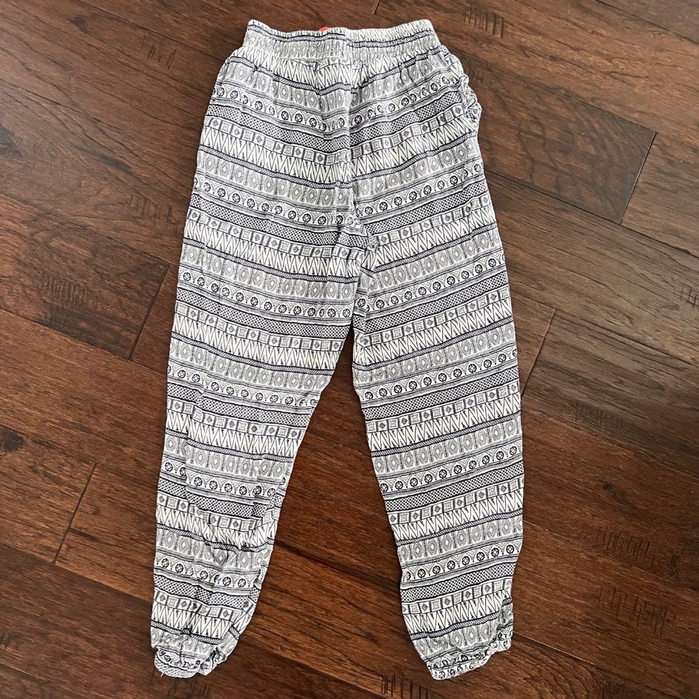 Japan Rayon Flowy Pants Size 12 - Picture 2 of 5